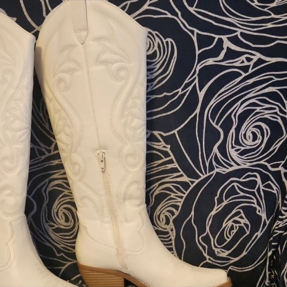 Wild Fable Womens Kenzi Western Boots with Memory Foam Insole Ivory Off White - Picture 4 of 12